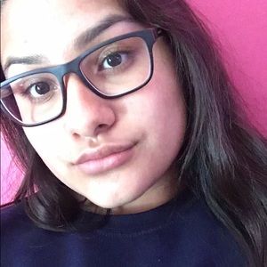 Meet your Posher, Candy